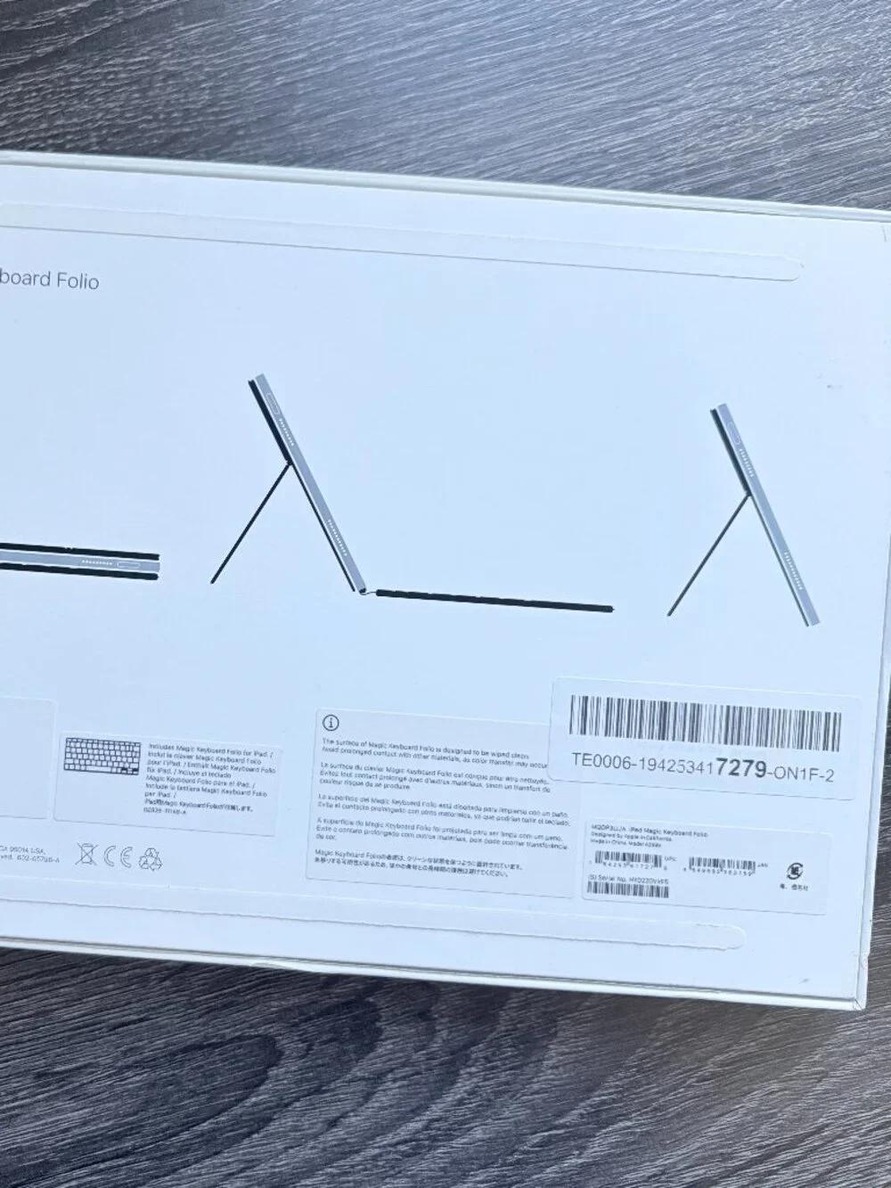 Apple iPad Magic Keyboard Folio for iPad 10th Gen / A16 White Genuine Apple